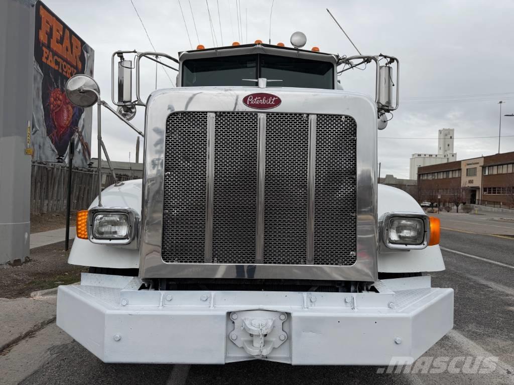 Peterbilt 365 덤프 트럭
