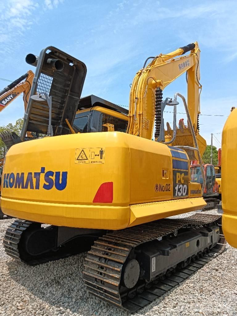 Komatsu PC 130 중형굴삭기 7톤-28톤