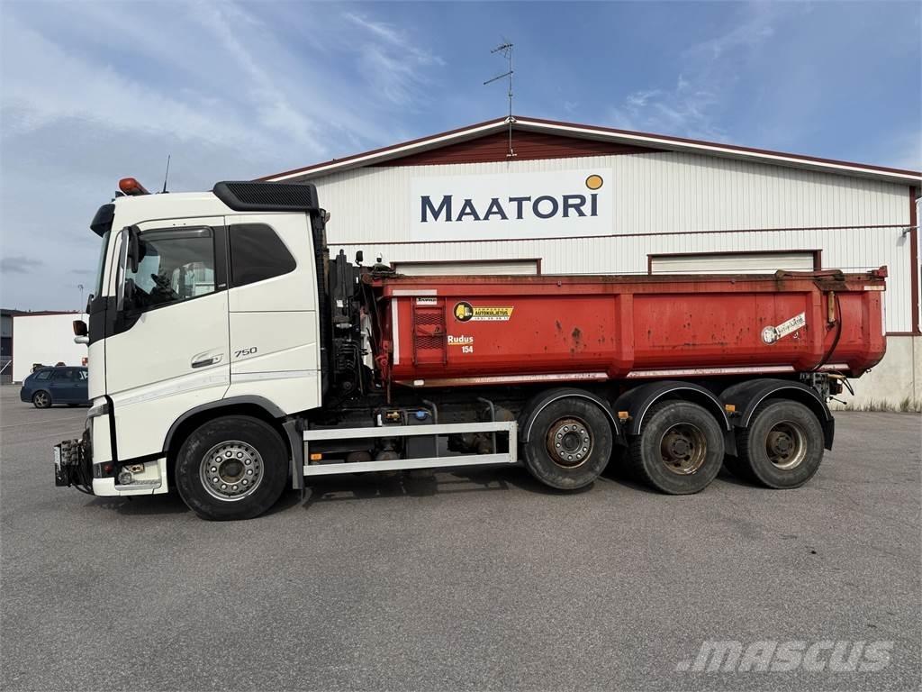 Volvo FH16-750 8x4 시립/다목적 차량