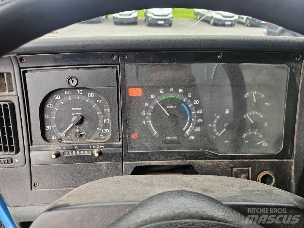 Sisu E12 8x2 산림 기계 운반 트럭