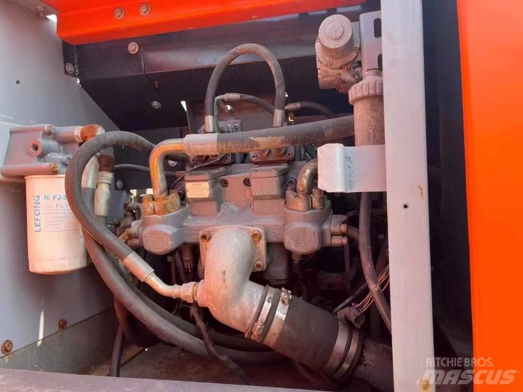 Hitachi zaxis240 대형 굴삭기 29톤 이상