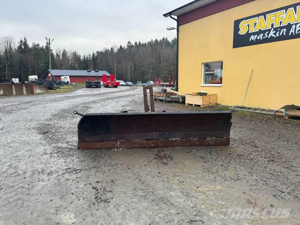 Holms 3.0M 제설 블레이드 및 제설기