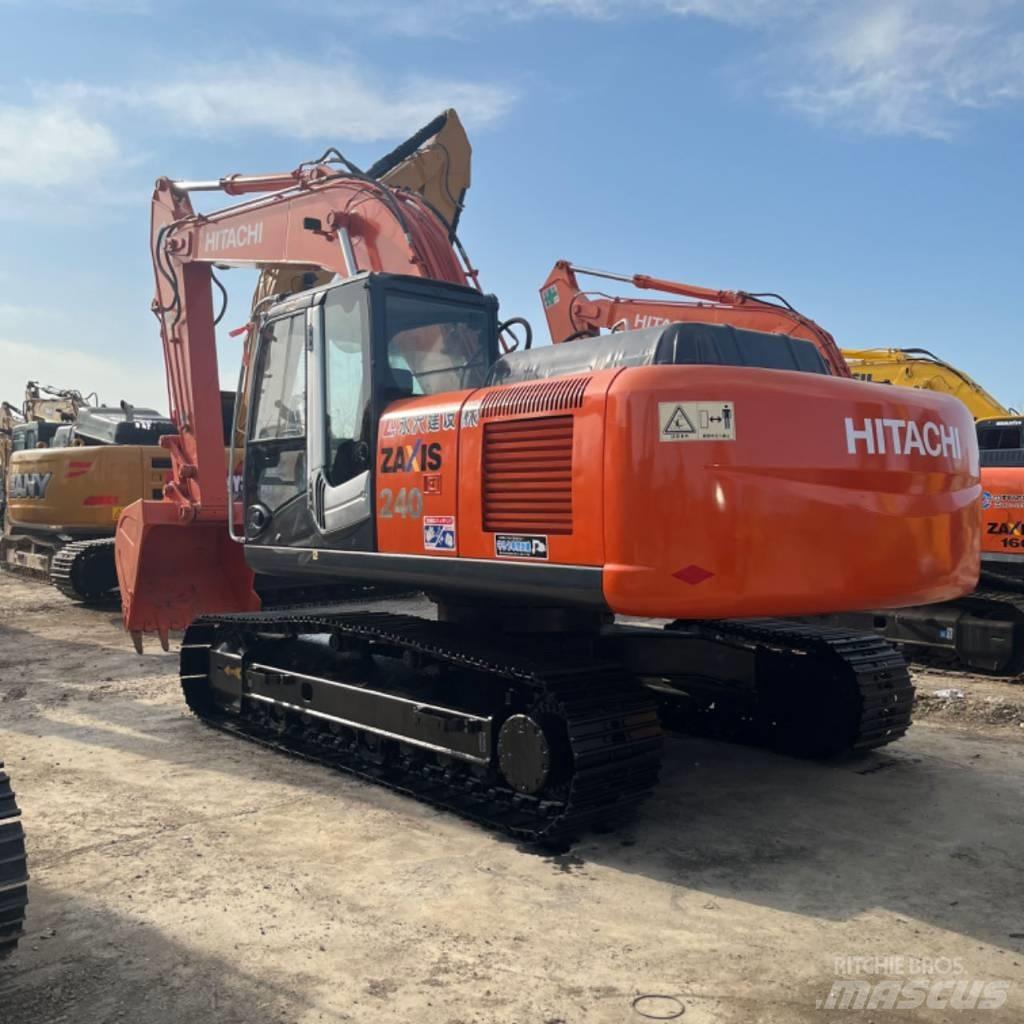 Hitachi ZX 240 대형 굴삭기 29톤 이상