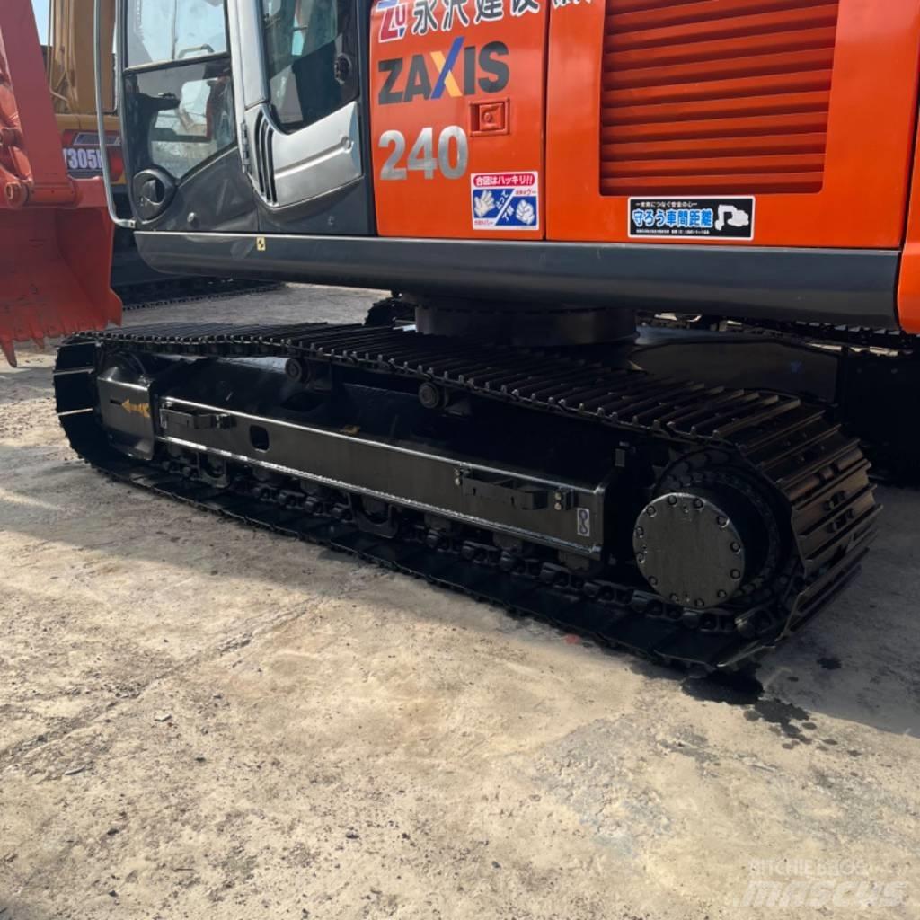 Hitachi ZX 240 대형 굴삭기 29톤 이상