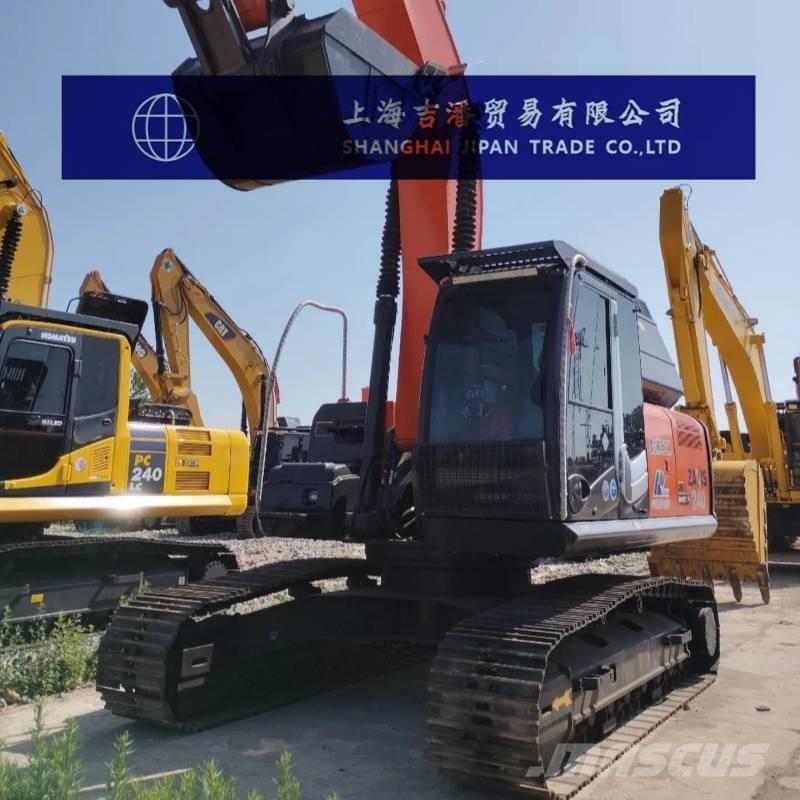 Hitachi ZX 240 대형 굴삭기 29톤 이상