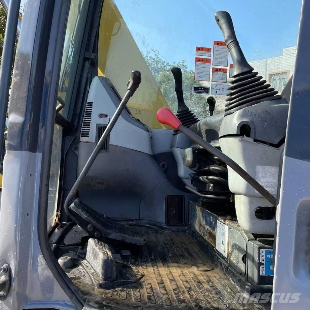 Komatsu PC78US-6 대형 굴삭기 29톤 이상