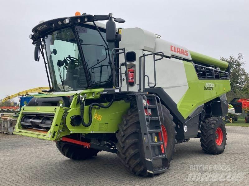 CLAAS LEXION 6700 콤바인 수확기