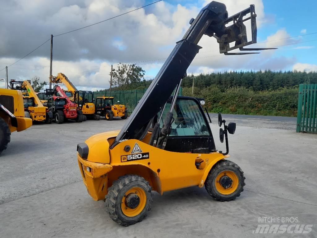 JCB 520-40 농업용 텔레 핸들러