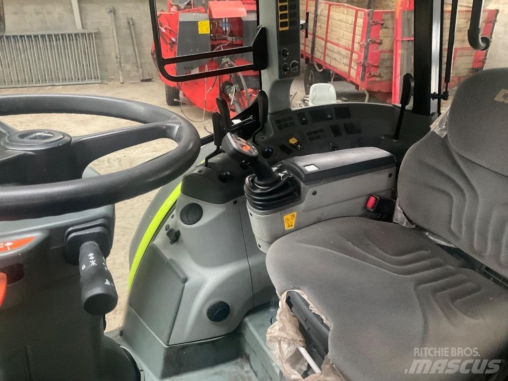 CLAAS Arion 440 CIS 트랙터