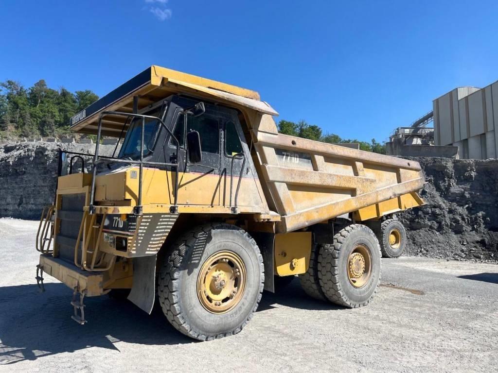 CAT 771D 초대형 덤프 트럭
