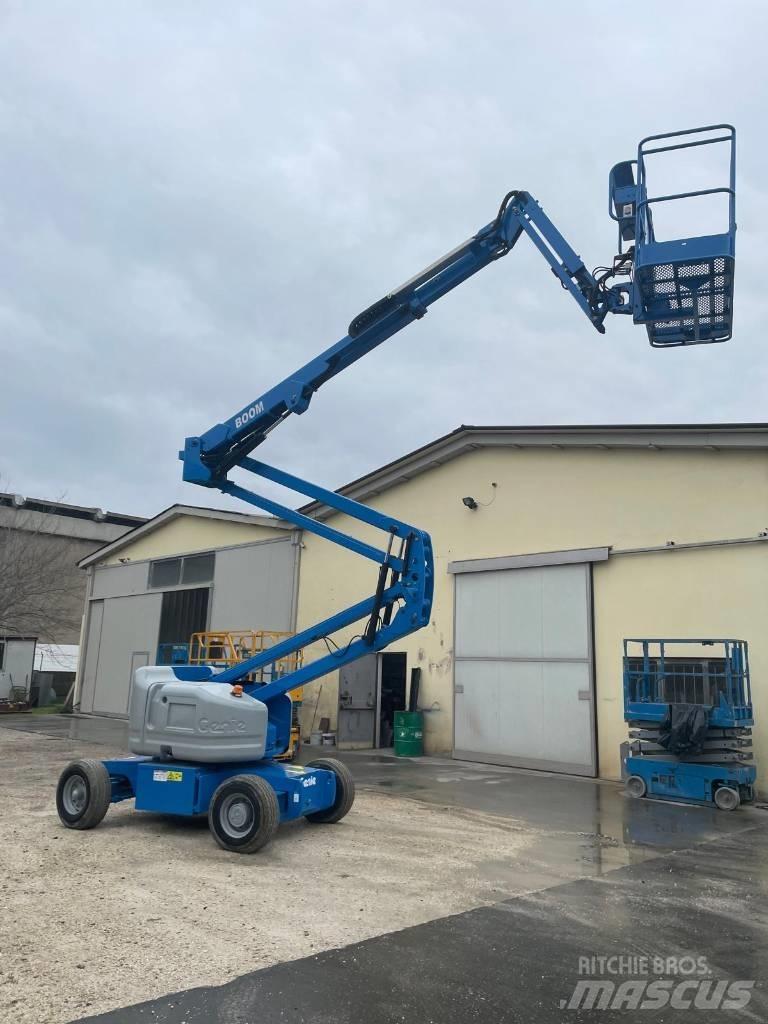 Genie Z 45/25 DC 관절형 전동이동 리프트