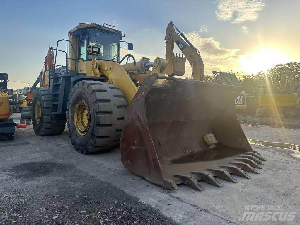 Komatsu WA 600  휠로우더