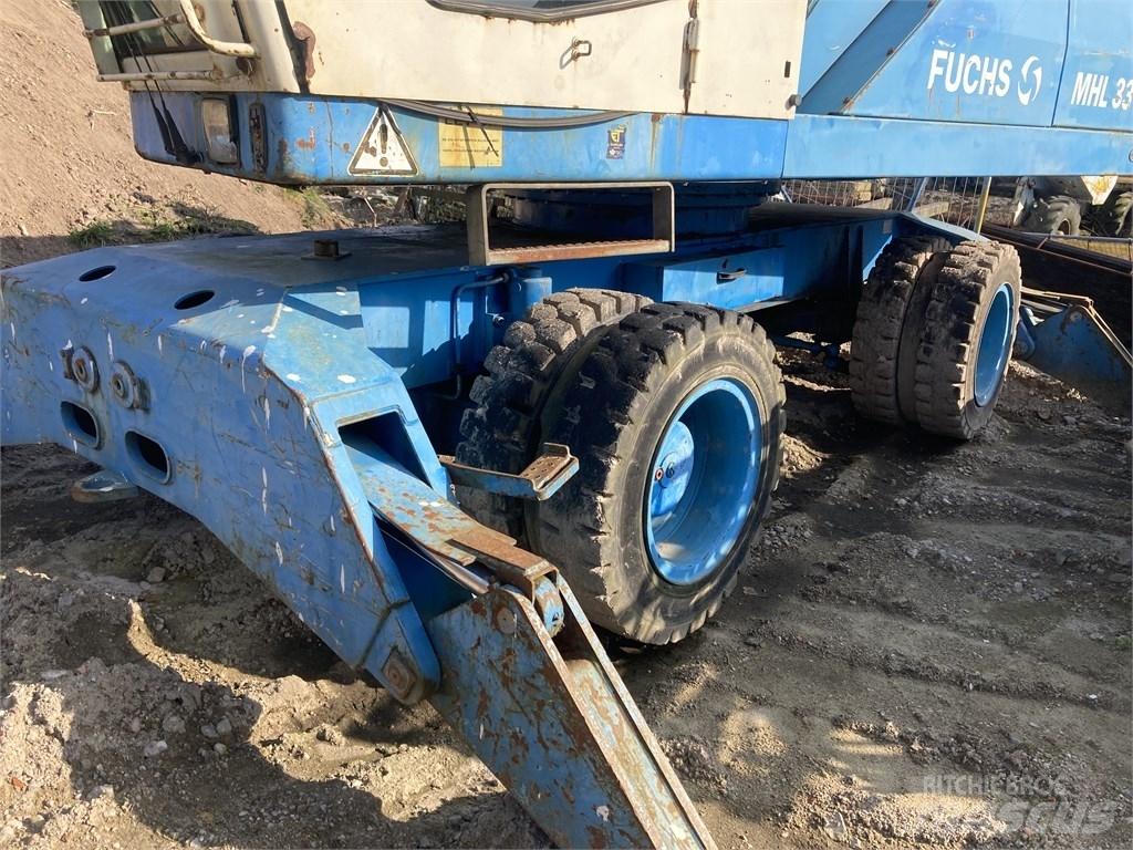 Fuchs MHL 331 폐기물/산업 처리기