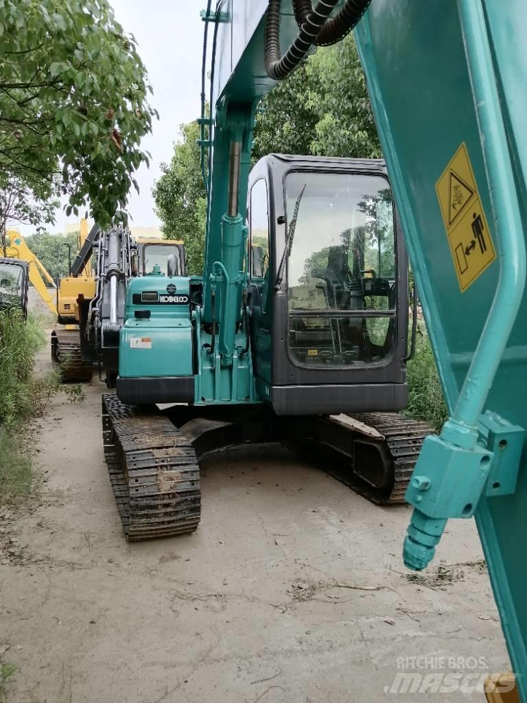 Kobelco SK 75 대형 굴삭기 29톤 이상