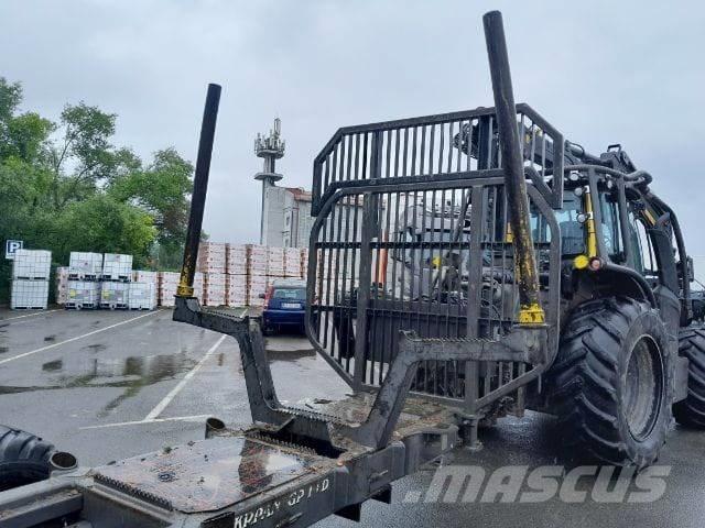 Valtra N153 임업용 트랙터
