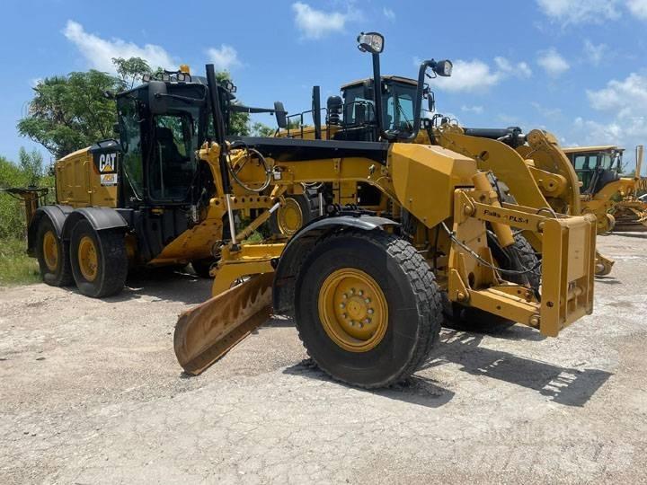 CAT 12 M 3 그레이더