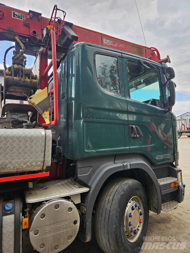 Scania R 560 목재 트럭