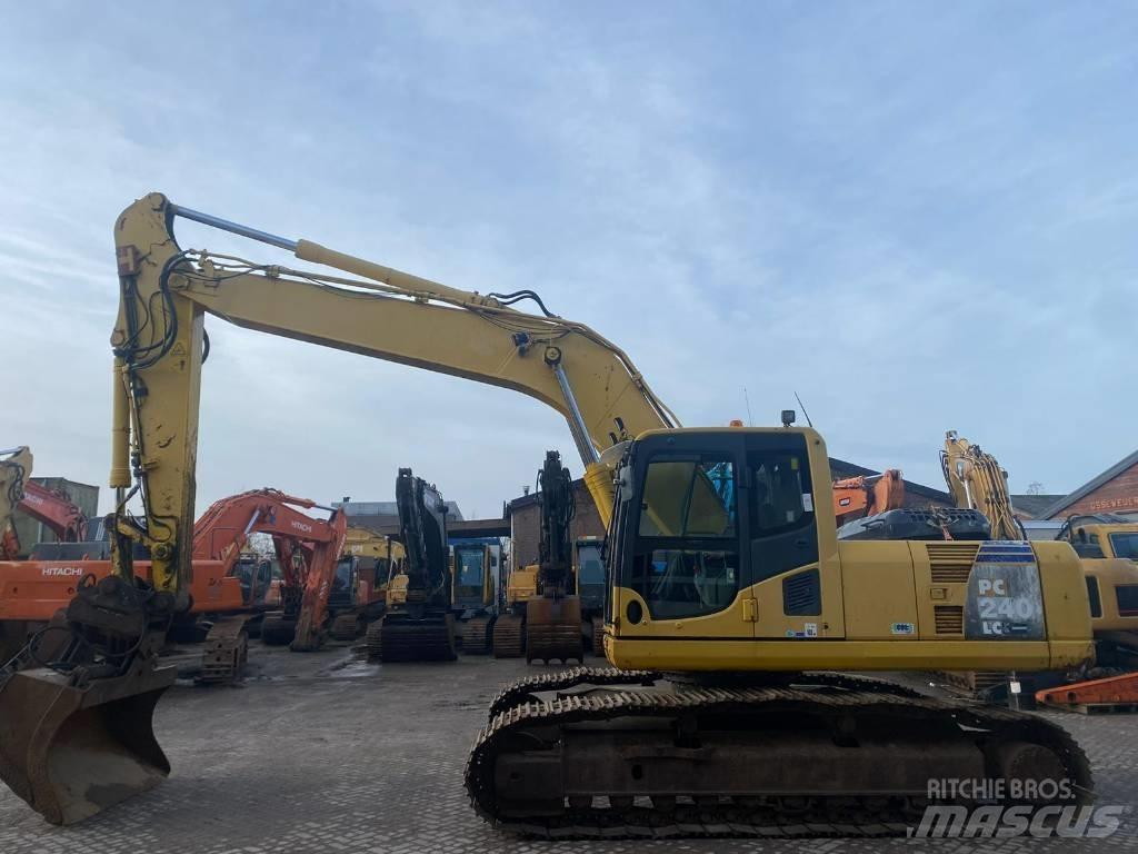 Komatsu PC 240 LC-8 대형 굴삭기 29톤 이상