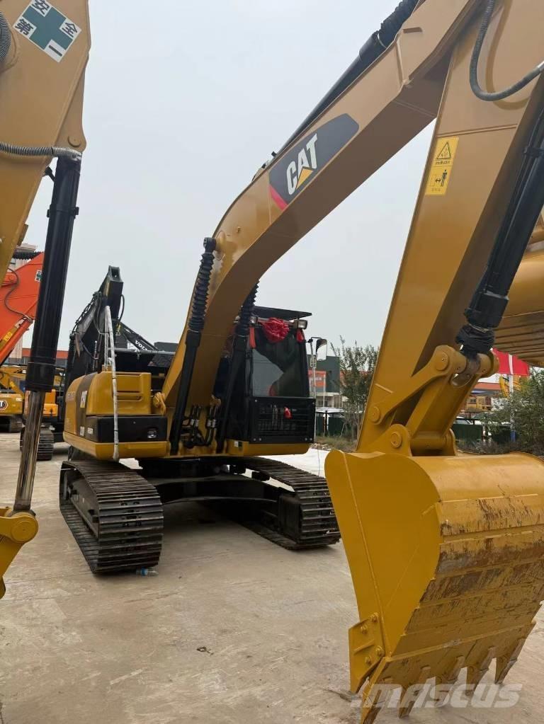 CAT 320 D 대형 굴삭기 29톤 이상