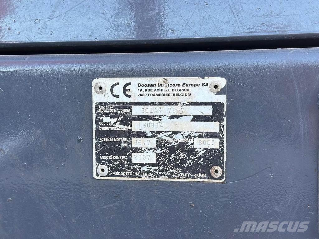 Doosan SOLAR 75V 중형굴삭기 7톤-28톤