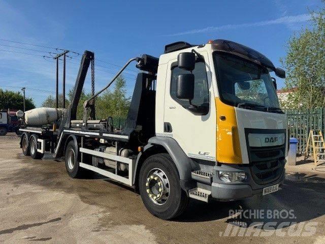 DAF LF 320 스킵 로더 트럭