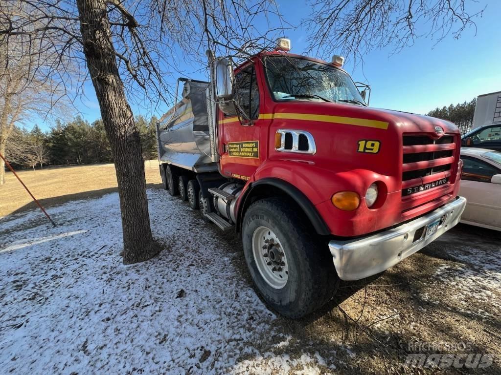 Sterling L 7500 덤프 트럭