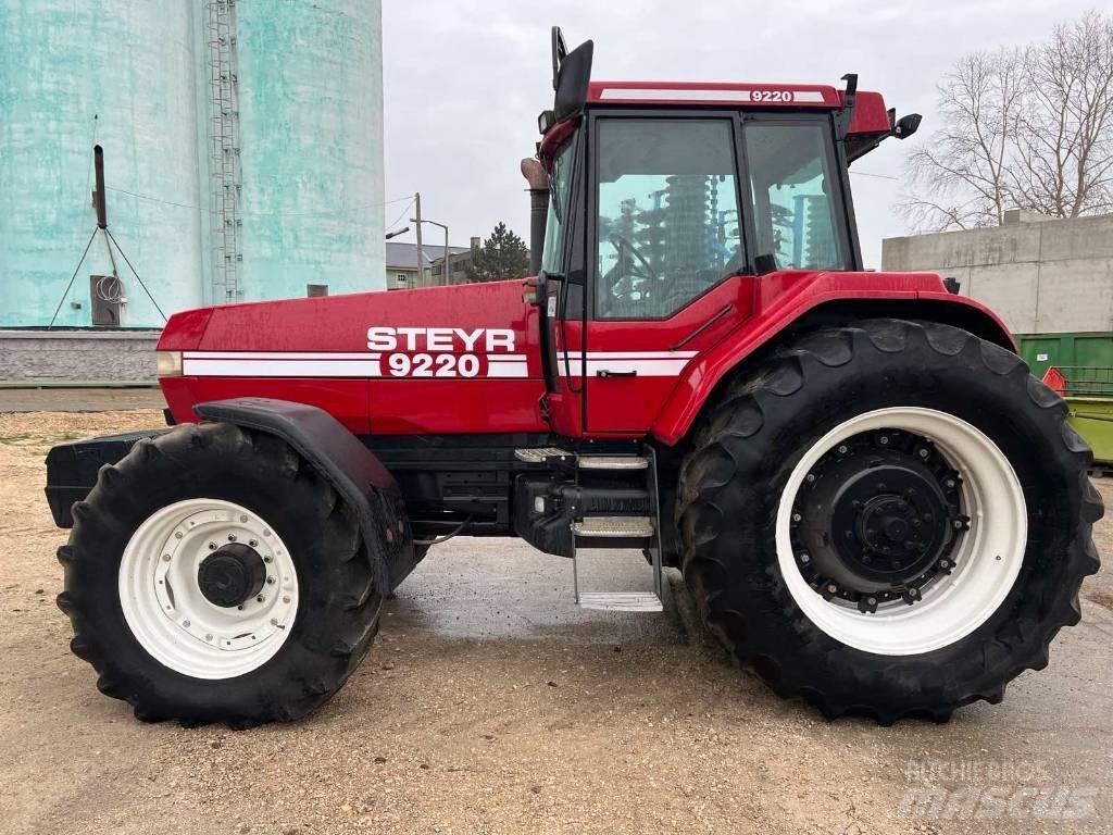 Steyr 9220 트랙터