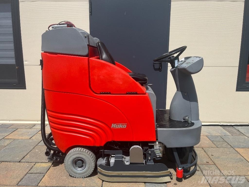 Hako B 650 R 습식 청소차