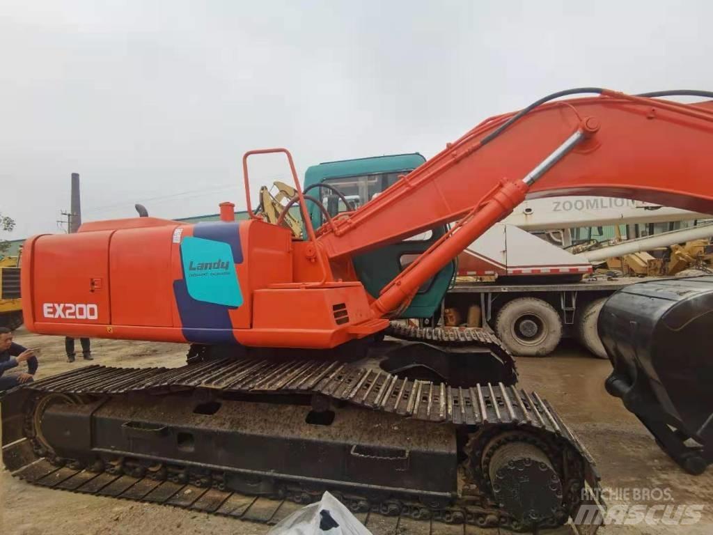 Hitachi EX 200 대형 굴삭기 29톤 이상