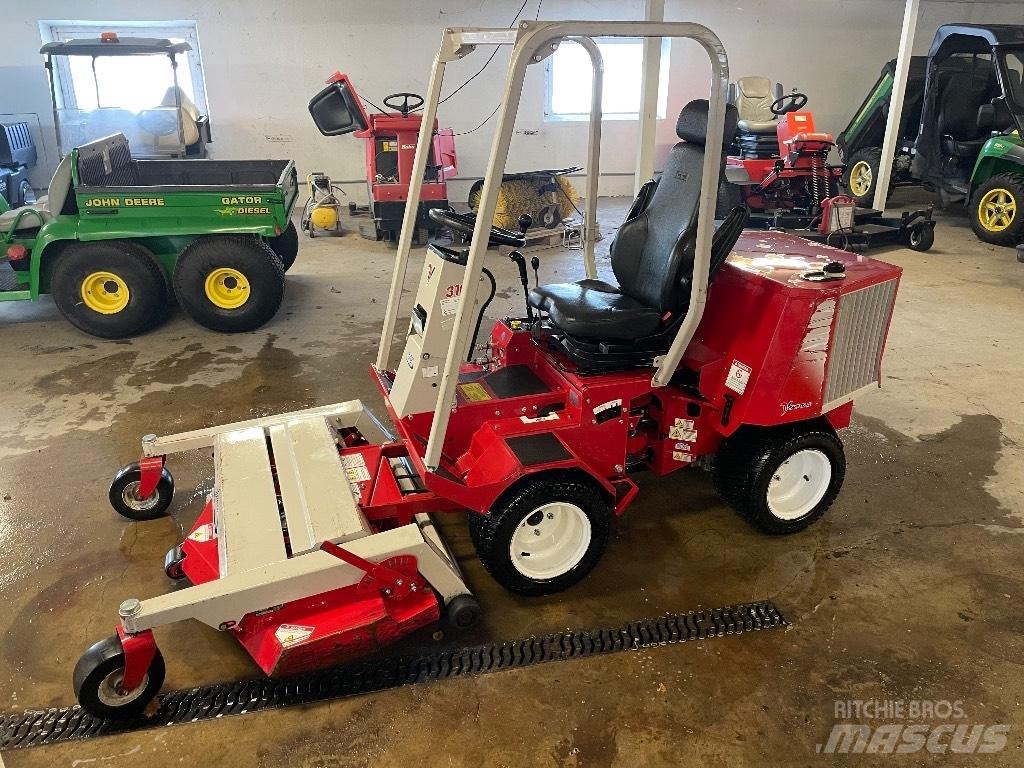 Ventrac 3100 탑승형 잔디깎기