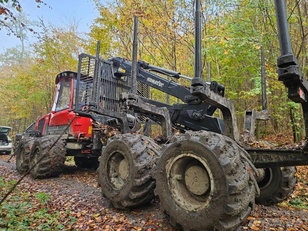 Komatsu 875 원목 포워더
