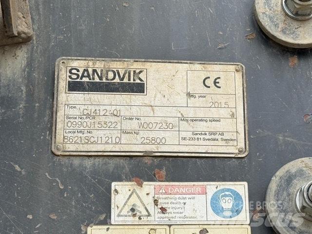 Sandvik CJ 412 이동식 분쇄기
