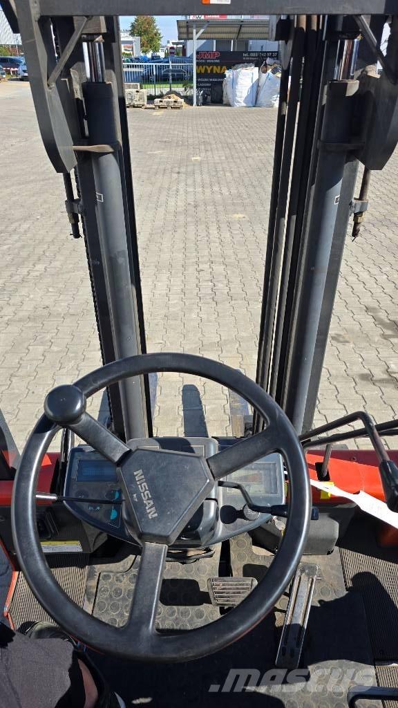 Nissan FP01L15 전동 지게차