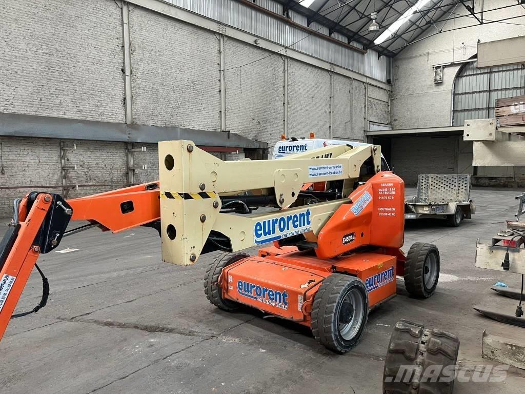 JLG E 450 AJ 관절형 전동이동 리프트