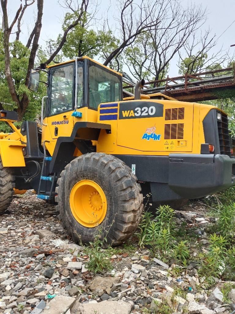 Komatsu WA320-5  휠로우더