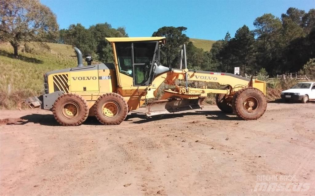 Volvo G 930 그레이더