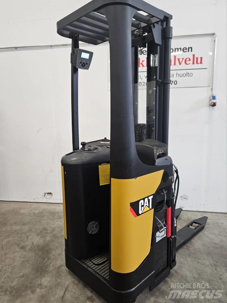 CAT NSR16N 보행식 리치 지게차