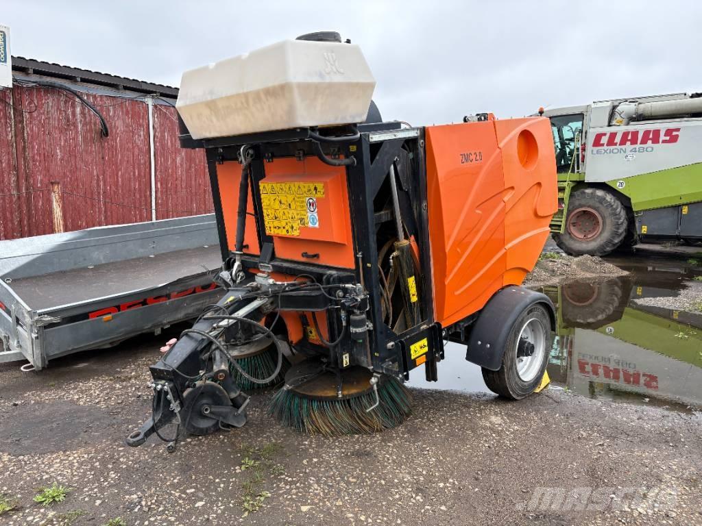 Pronar ZMC 2.0 도로 청소차