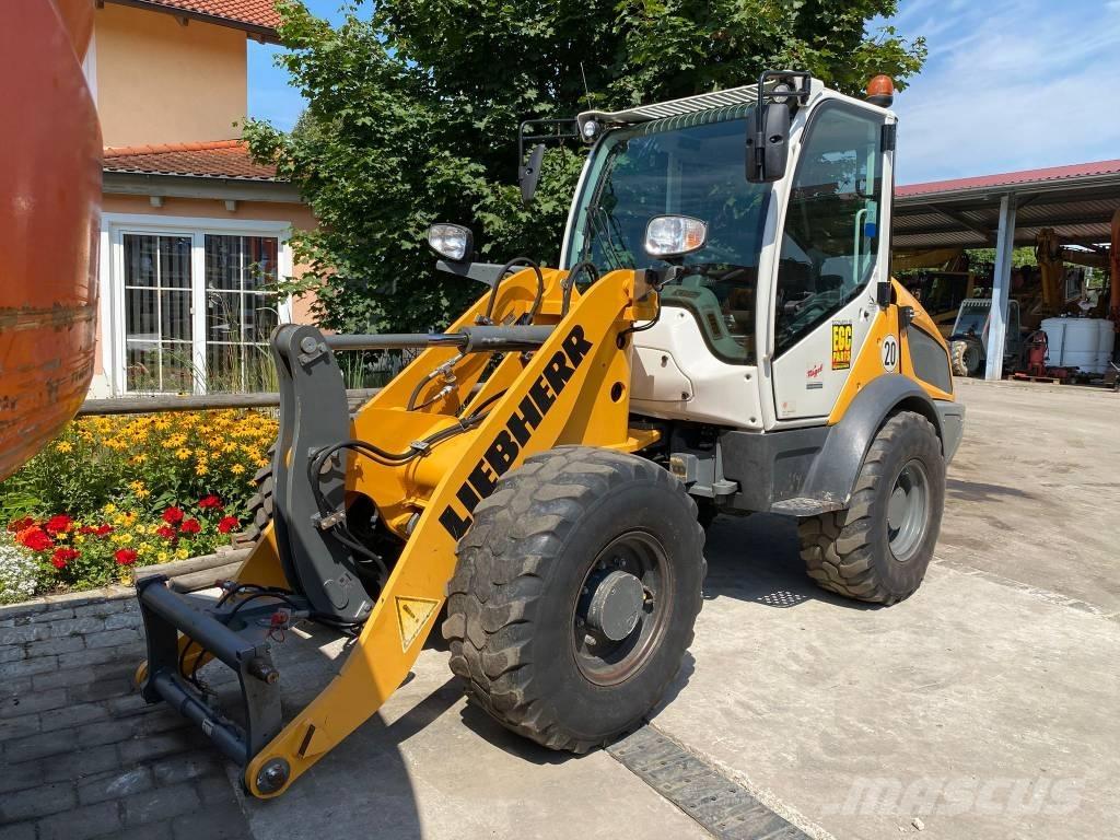 Liebherr L 506  휠로우더