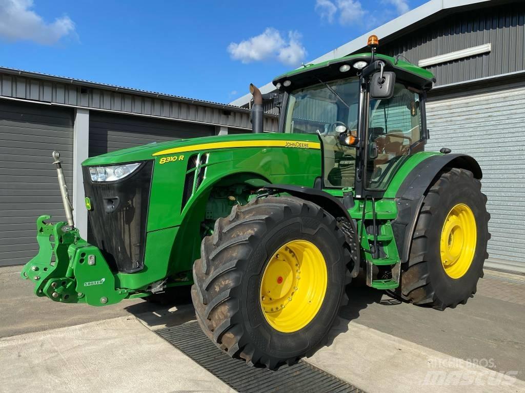 John Deere 8310 R 트랙터