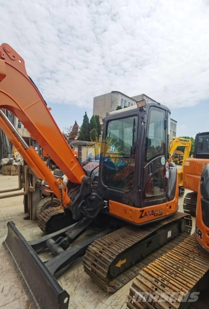 Hitachi ZX65 소형 굴삭기 7톤 미만