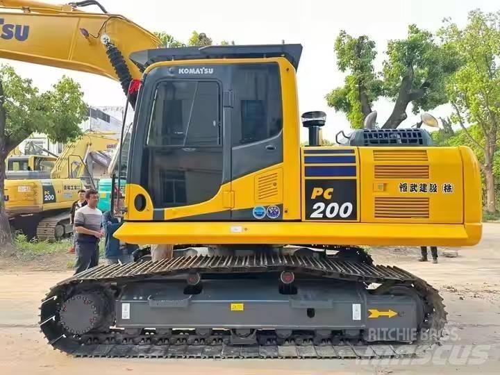 Komatsu PC200 대형 굴삭기 29톤 이상