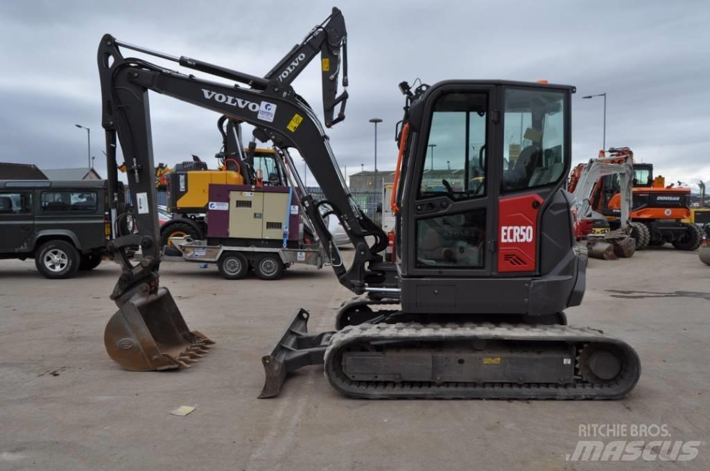 Volvo ECR50F 소형 굴삭기 7톤 미만