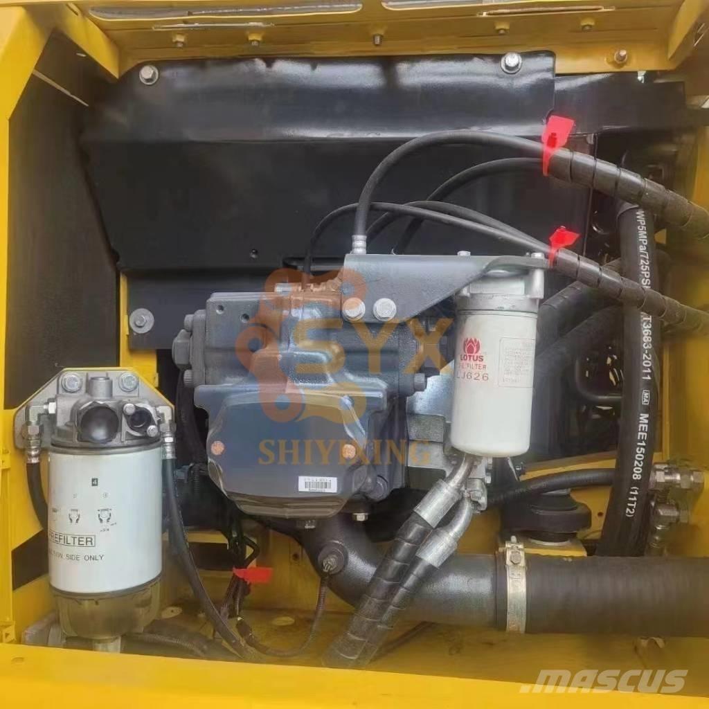 Komatsu PC 240 LC-8 대형 굴삭기 29톤 이상