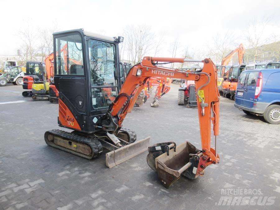 Hitachi ZX 17 U-2 소형 굴삭기 7톤 미만