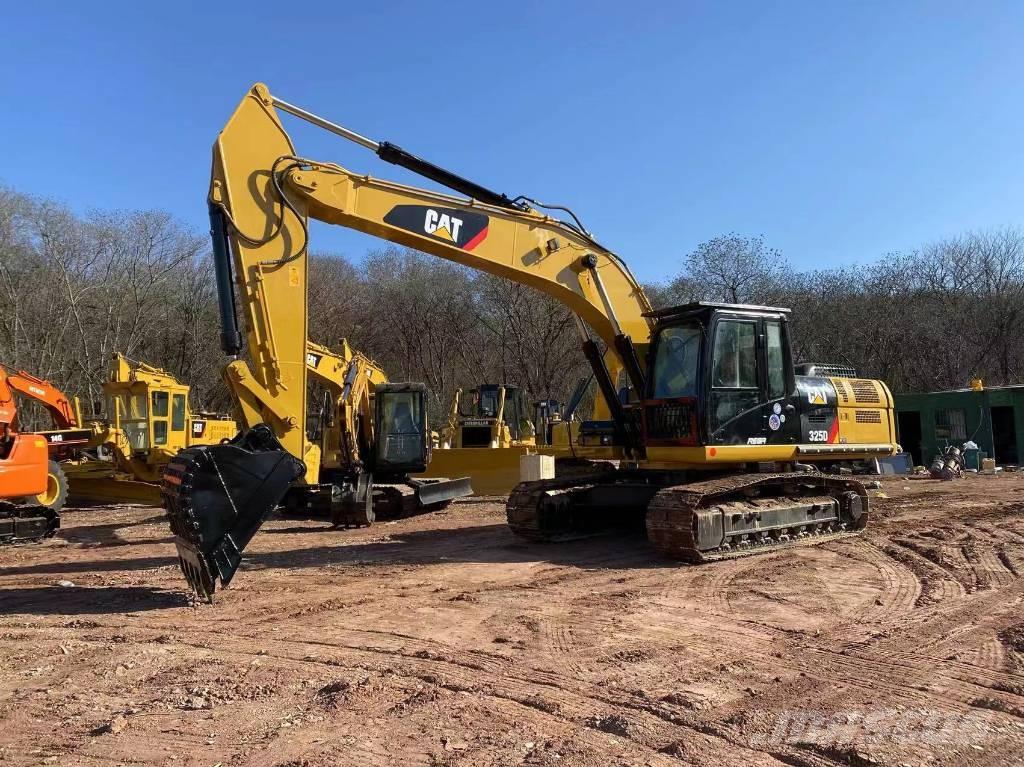 CAT 325D 대형 굴삭기 29톤 이상