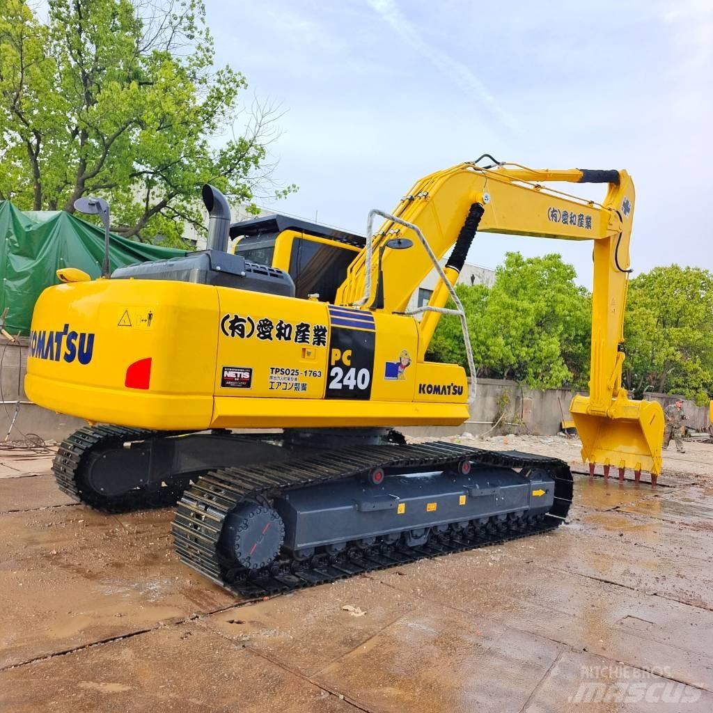 Komatsu PC 240 LC-8 대형 굴삭기 29톤 이상