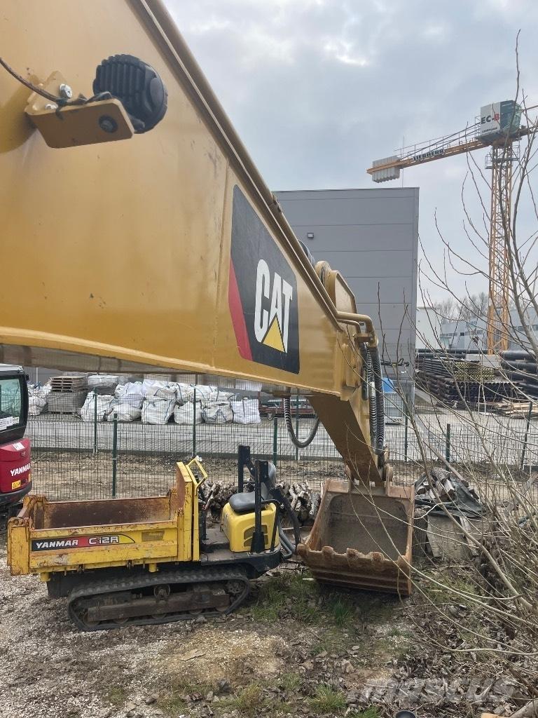 CAT 320 GC 대형 굴삭기 29톤 이상
