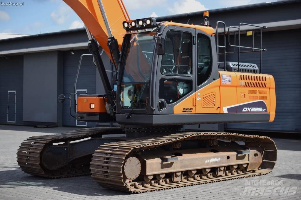 Doosan DX 225 LC-5 대형 굴삭기 29톤 이상