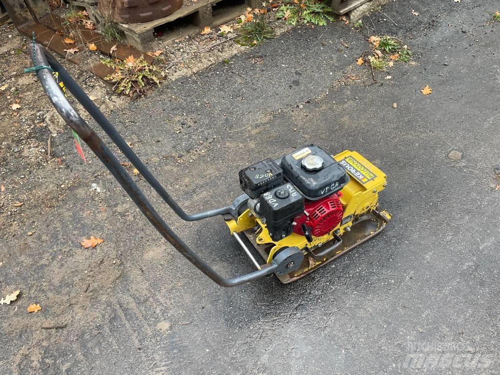 Bomag BP 10/36-2 진동롤러